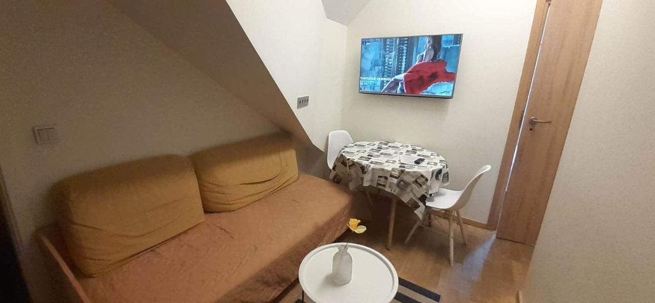 Loft Style Apartments In Kaunas Center Экстерьер фото